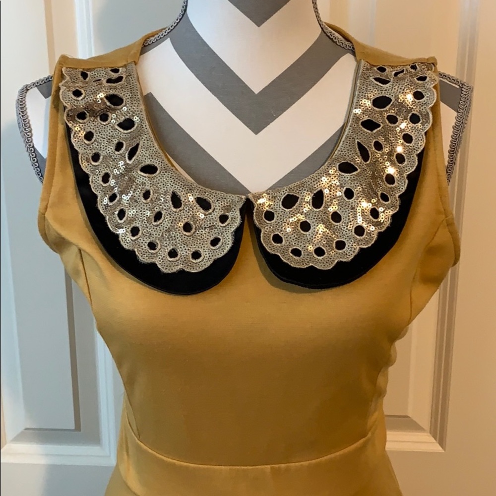 ModCloth Yellow Star Peter Pan Sequin Collar L - Picture 3 of 8